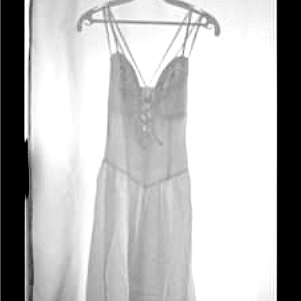 White cotton maxi strap dress